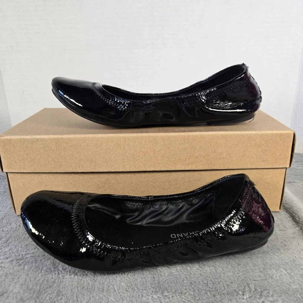 Lucky Brand Emmie Ballet Flats Black Patent Leather Round Toe Shoes 6M LK-EMMIE